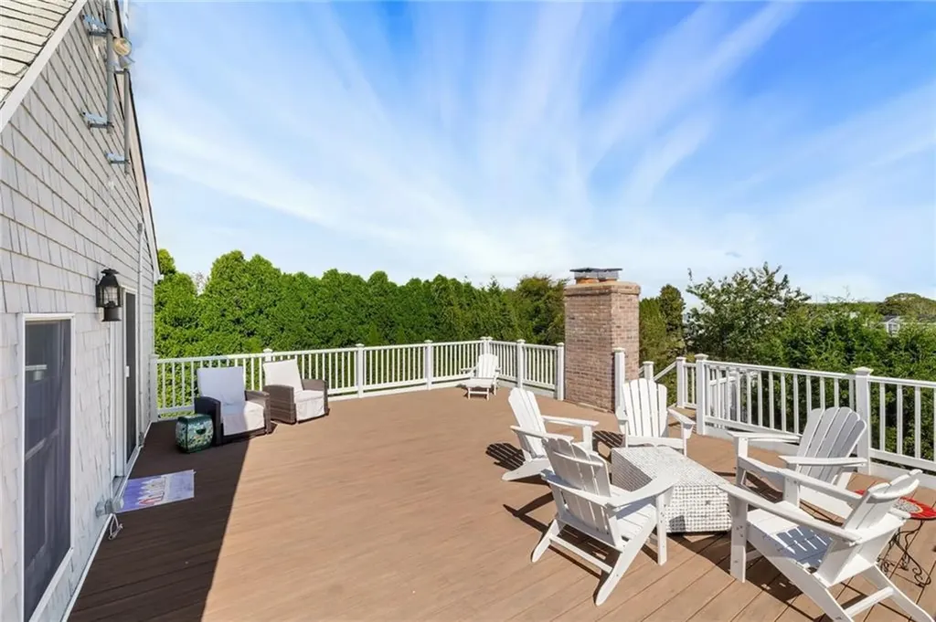 20 Marine Drive Narragansett RI 02882