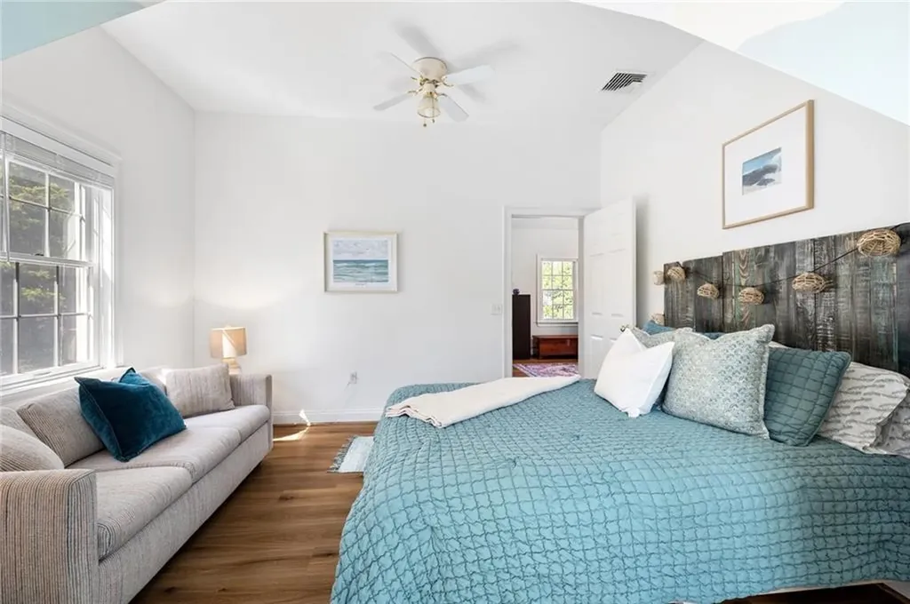 20 Marine Drive Narragansett RI 02882