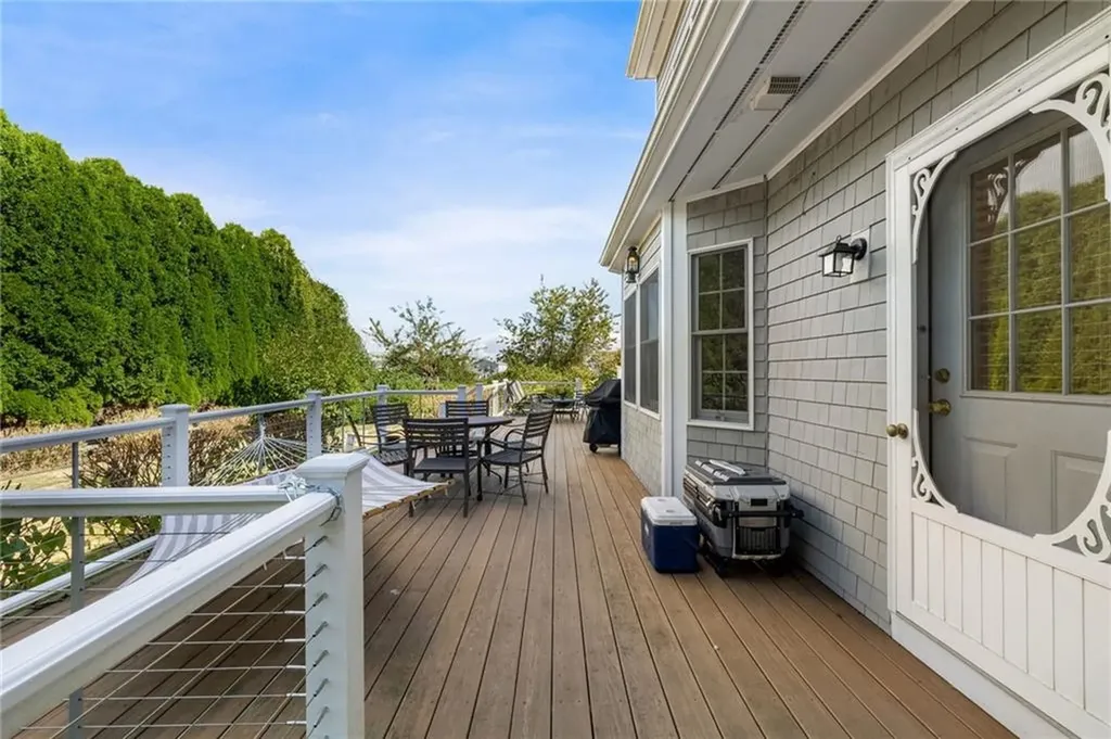 20 Marine Drive Narragansett RI 02882