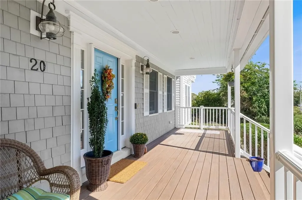20 Marine Drive Narragansett RI 02882