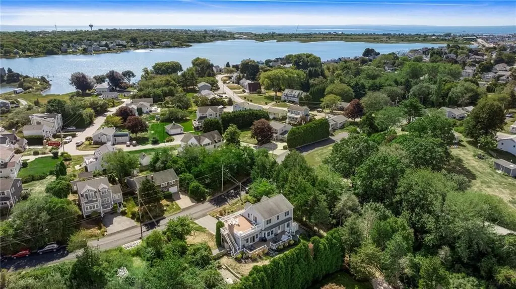 20 Marine Drive Narragansett RI 02882