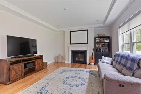 25 Kristin Drive Cranston RI 02921