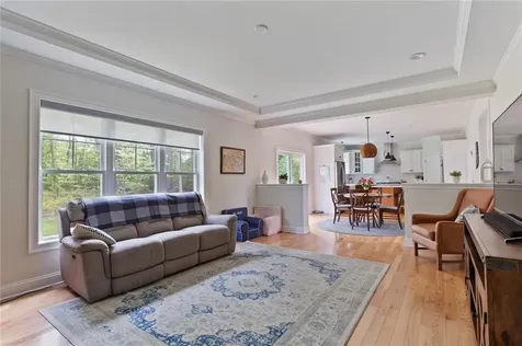 25 Kristin Drive Cranston RI 02921