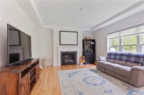 25 Kristin Drive Cranston RI 02921