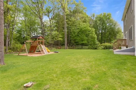 25 Kristin Drive Cranston RI 02921