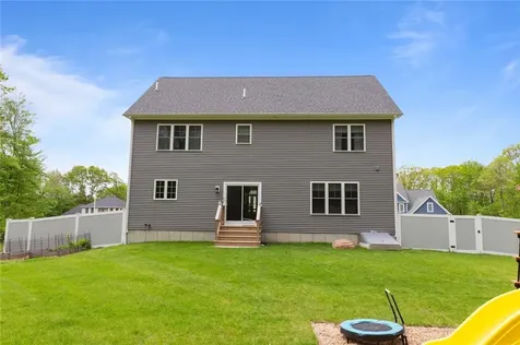 25 Kristin Drive Cranston RI 02921