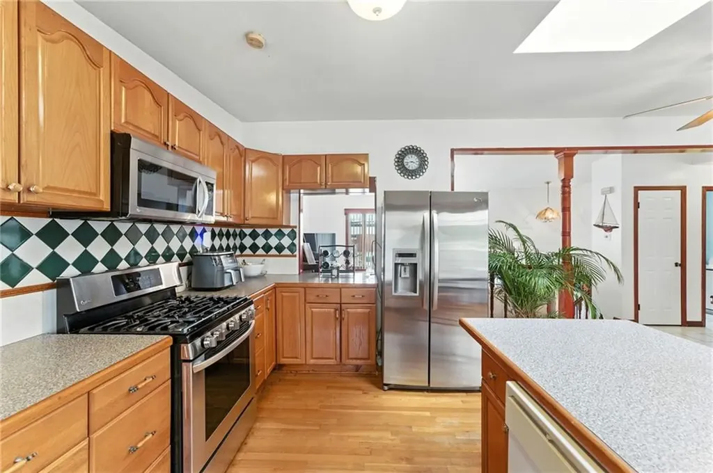 26 Bowles Court Pawtucket RI 02860