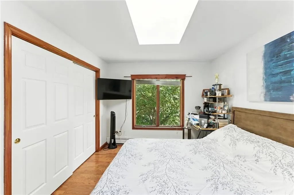 26 Bowles Court Pawtucket RI 02860