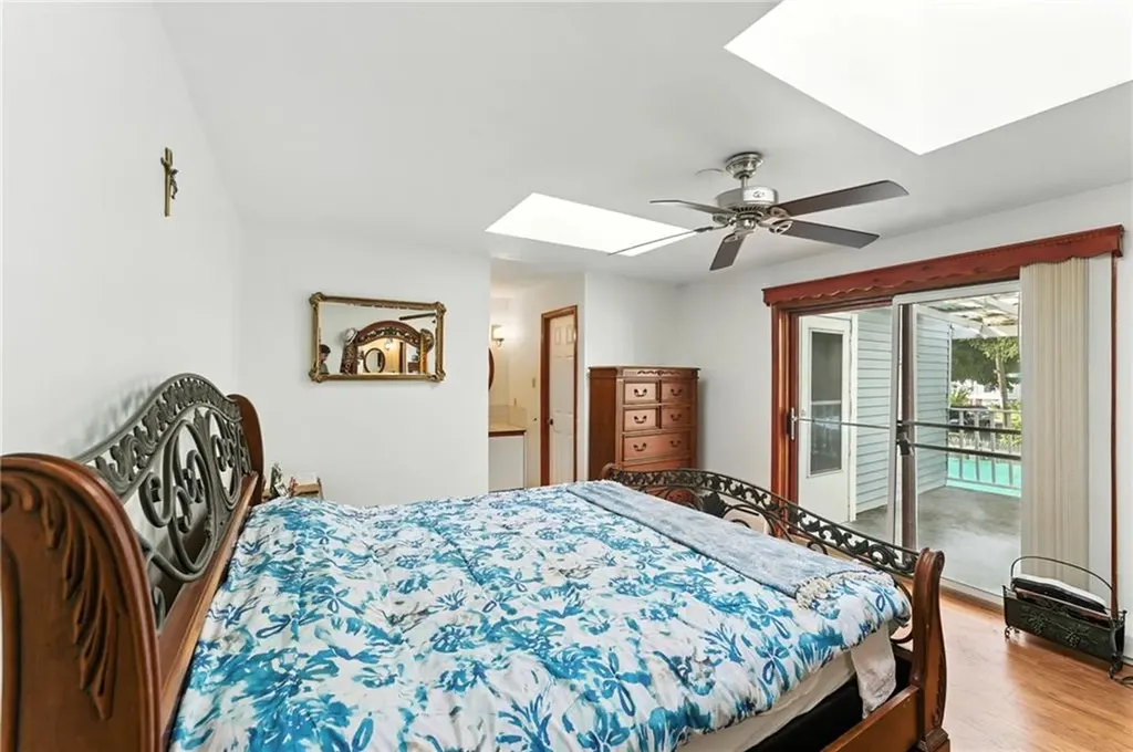 26 Bowles Court Pawtucket RI 02860