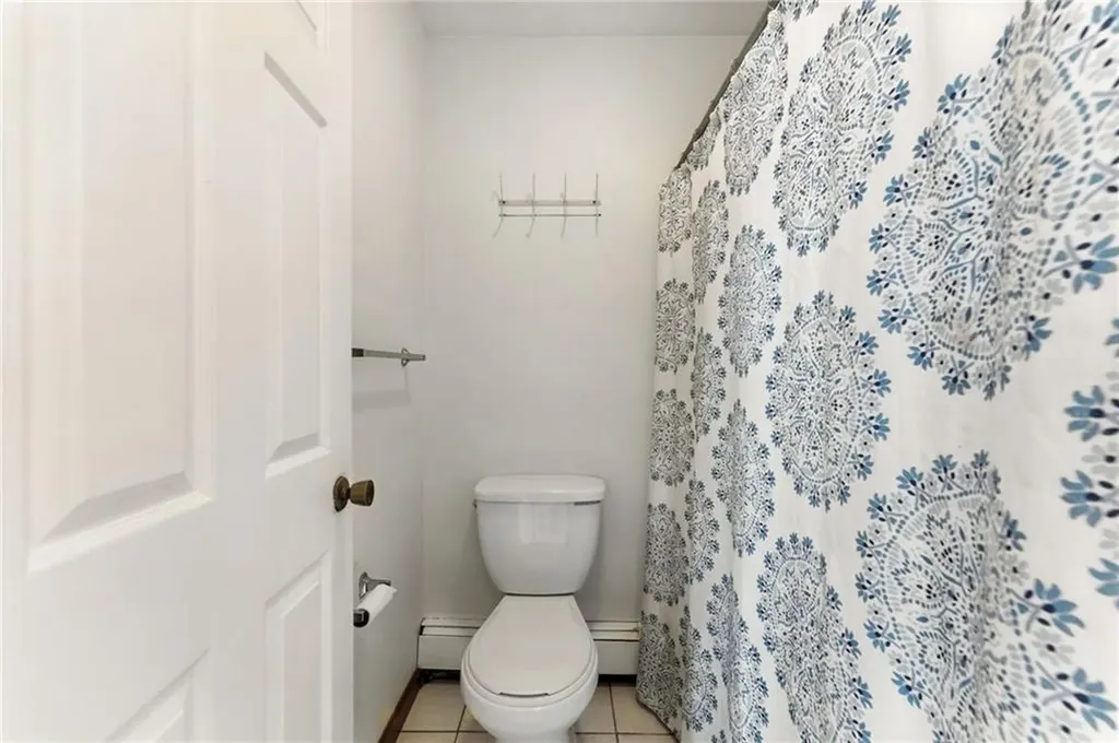 26 Bowles Court Pawtucket RI 02860