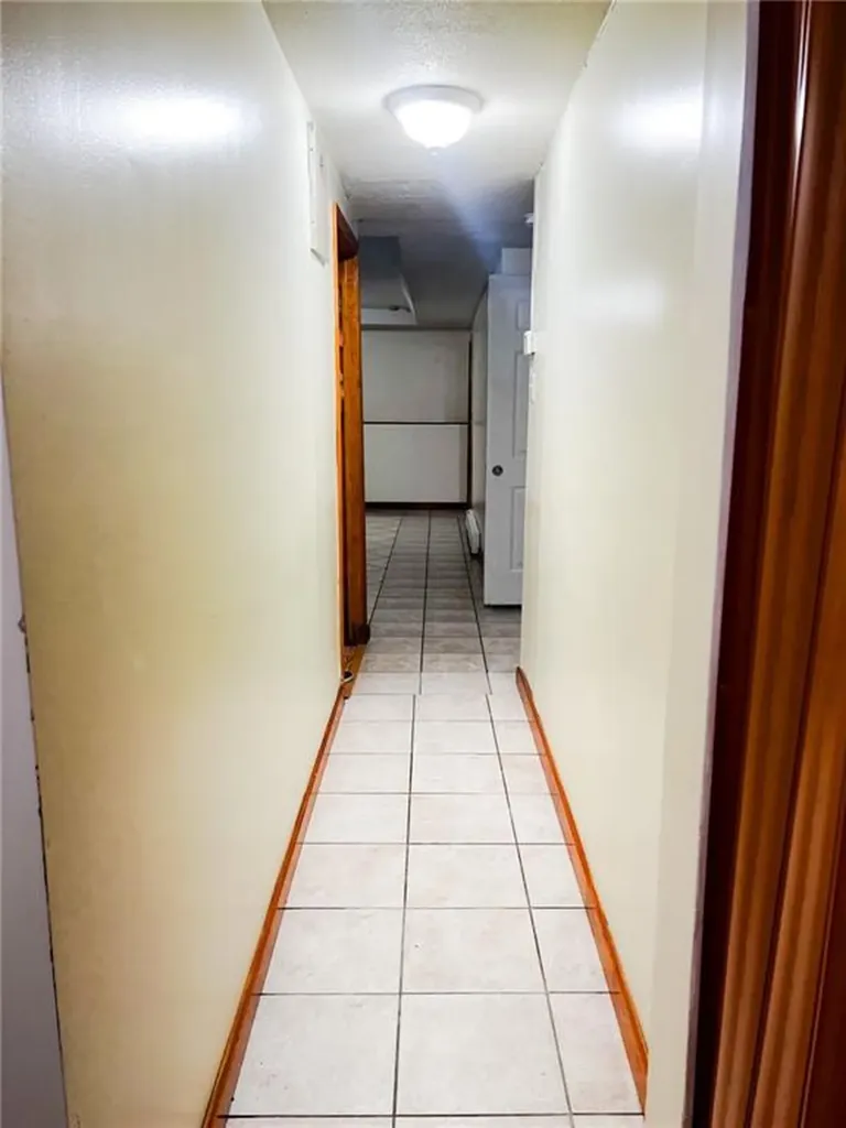 26 Bowles Court Pawtucket RI 02860