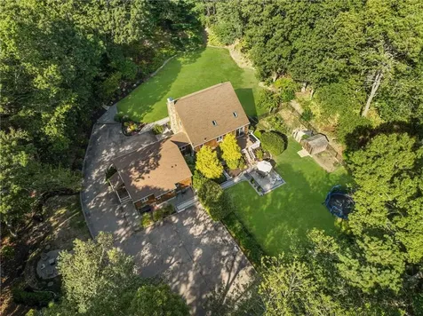 4960 South County Trail Charlestown RI 02813