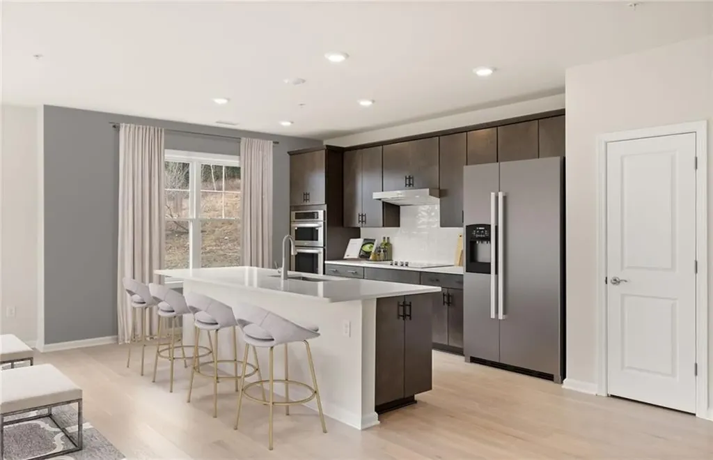 141 East Point Drive East Providence RI 02916