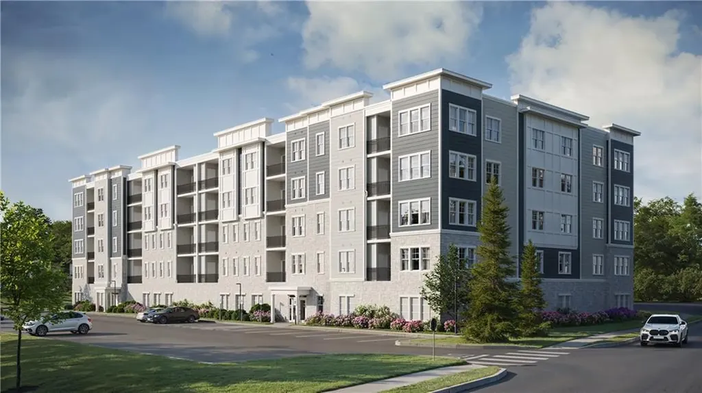 141 East Point Drive East Providence RI 02916