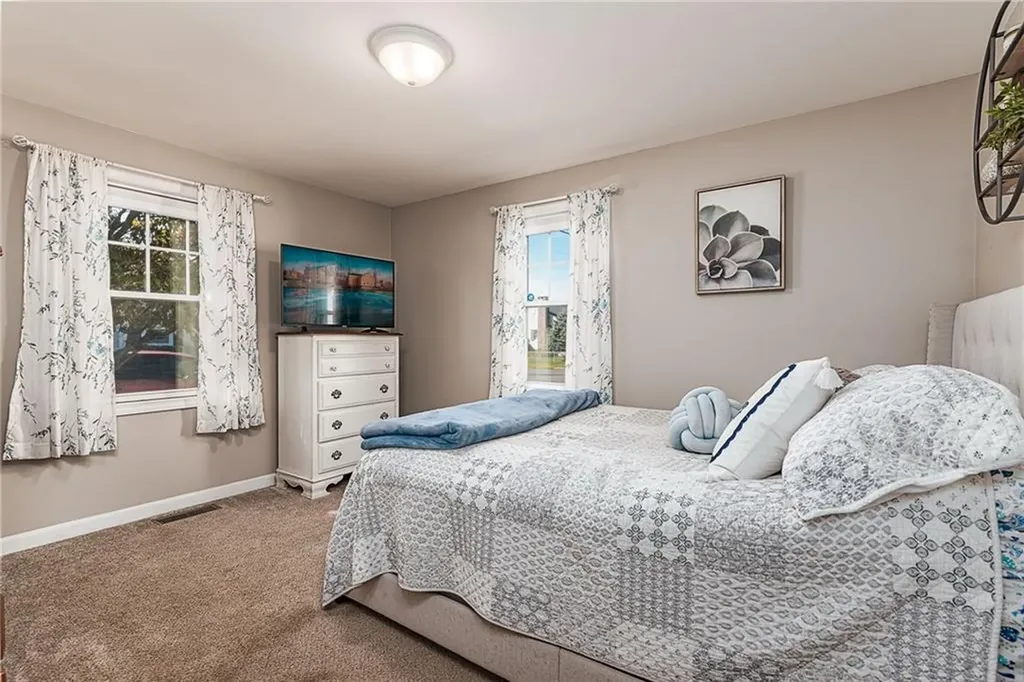 116 Stearns Street Pawtucket RI 02861