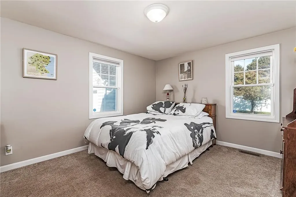 116 Stearns Street Pawtucket RI 02861
