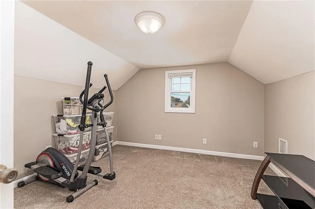 116 Stearns Street Pawtucket RI 02861