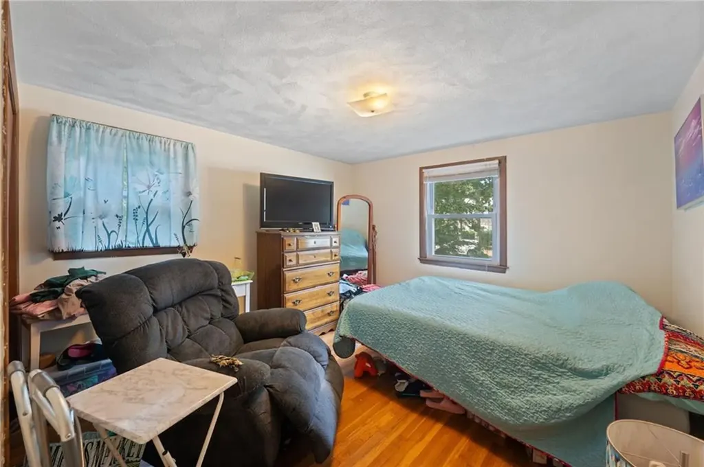 7 Laneway Court Narragansett RI 02882
