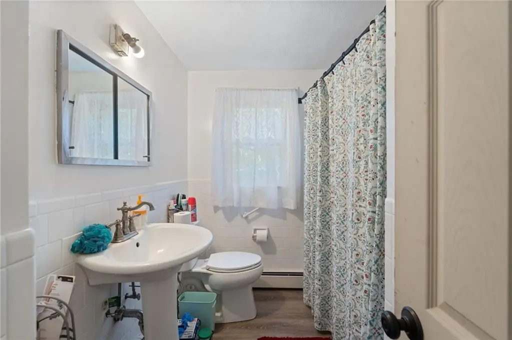7 Laneway Court Narragansett RI 02882