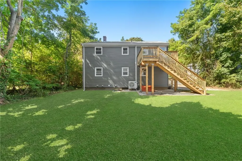 7 Laneway Court Narragansett RI 02882