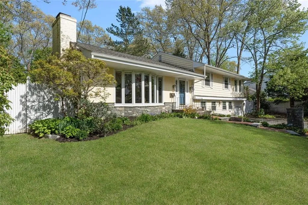 78 Timberline Road Warwick RI 02886