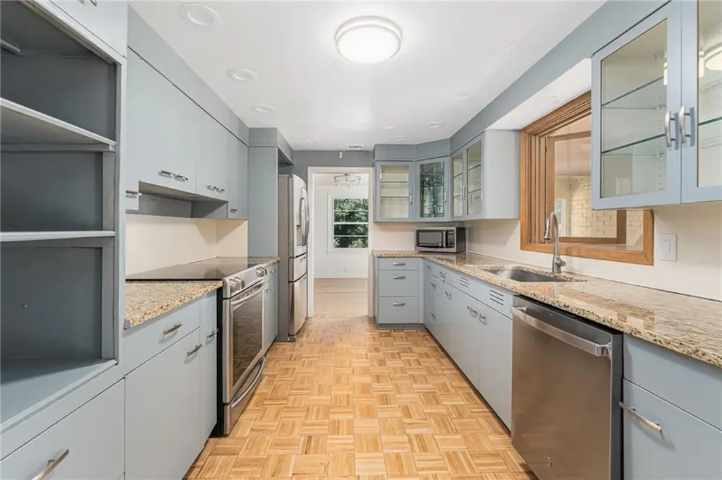 78 Timberline Road Warwick RI 02886