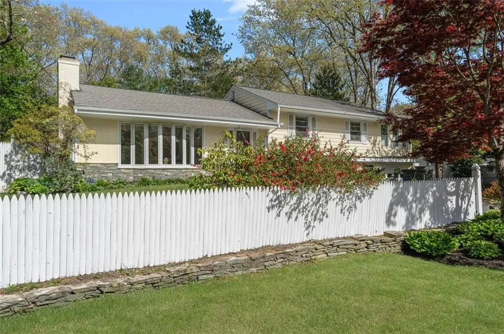 78 Timberline Road Warwick RI 02886