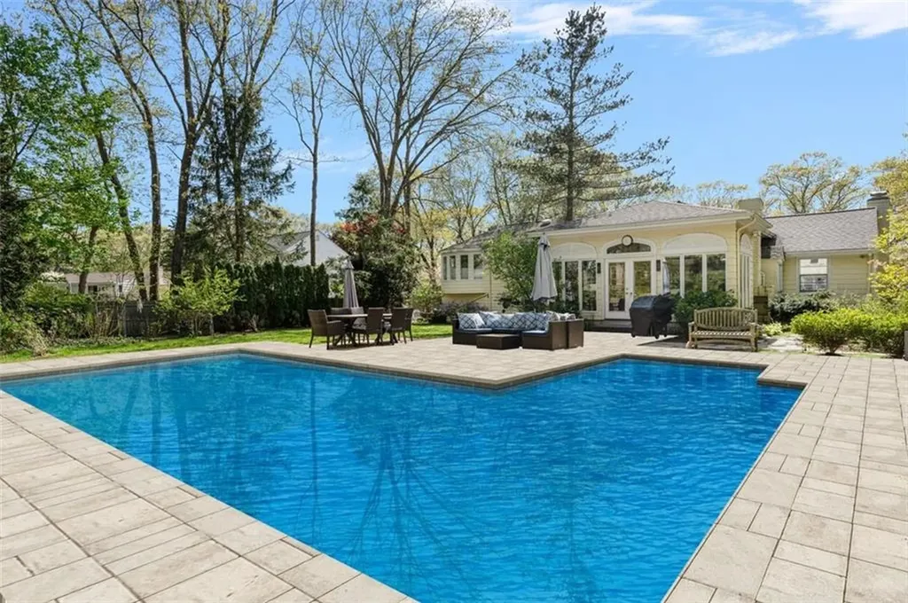 78 Timberline Road Warwick RI 02886