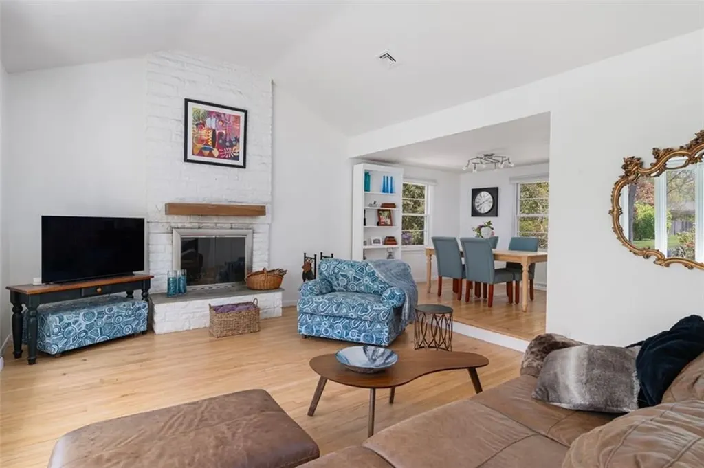 78 Timberline Road Warwick RI 02886