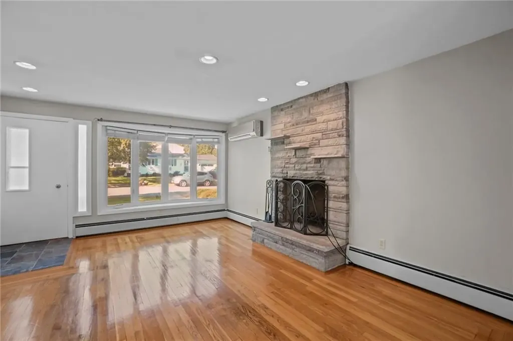 1 Benjamin Drive North Providence RI 02904