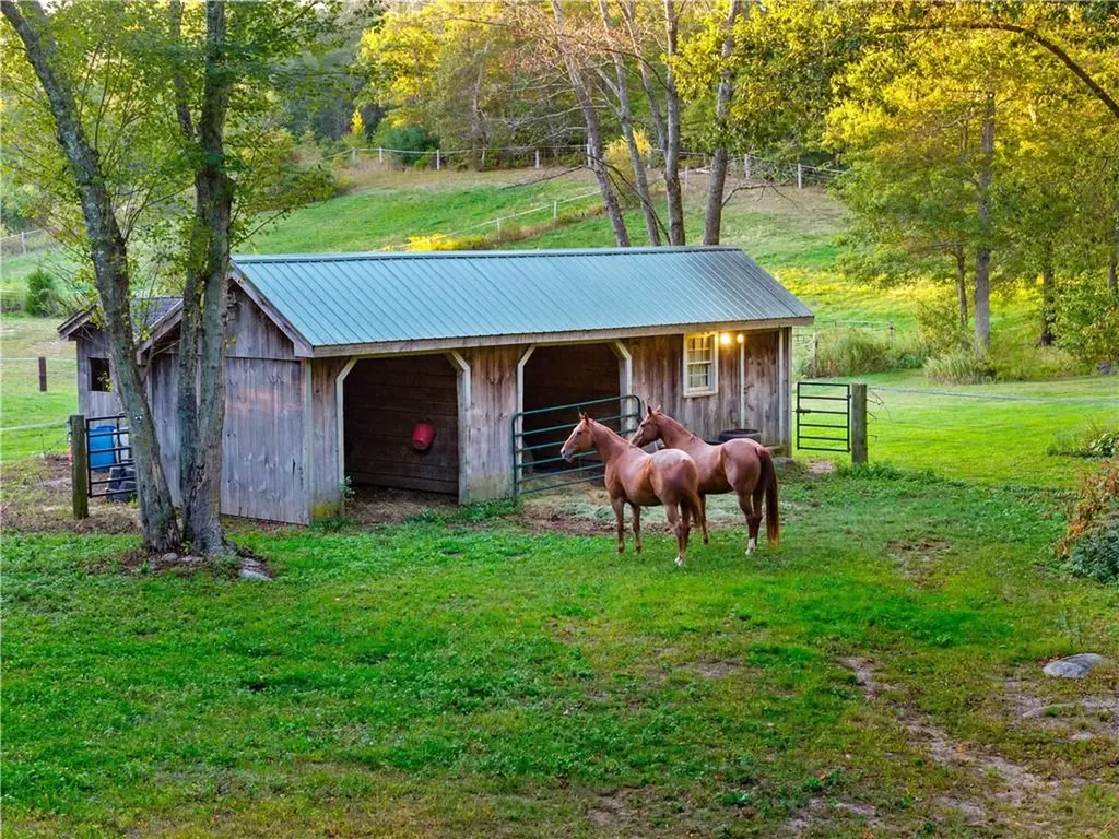 279 North Road Hopkinton RI 02833