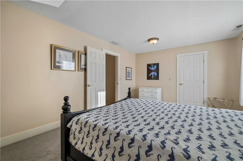279 North Road Hopkinton RI 02833
