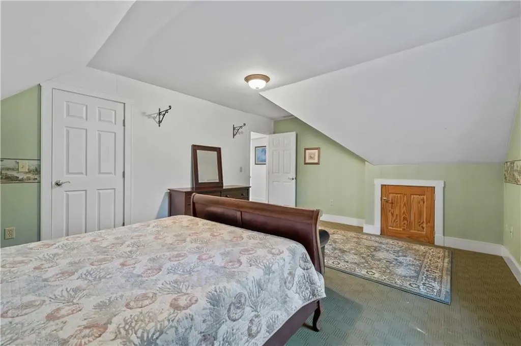 279 North Road Hopkinton RI 02833