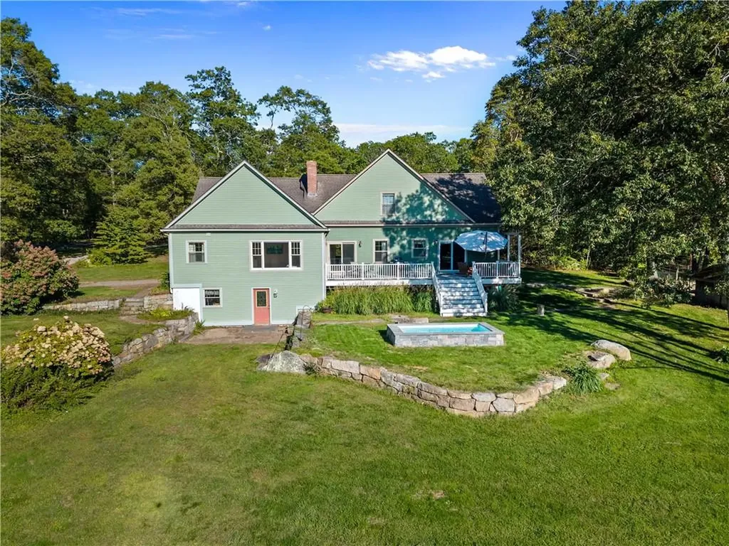 279 North Road Hopkinton RI 02833