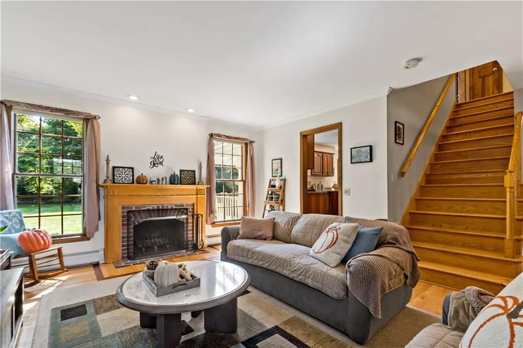 51 Coral Lane Tiverton RI 02878