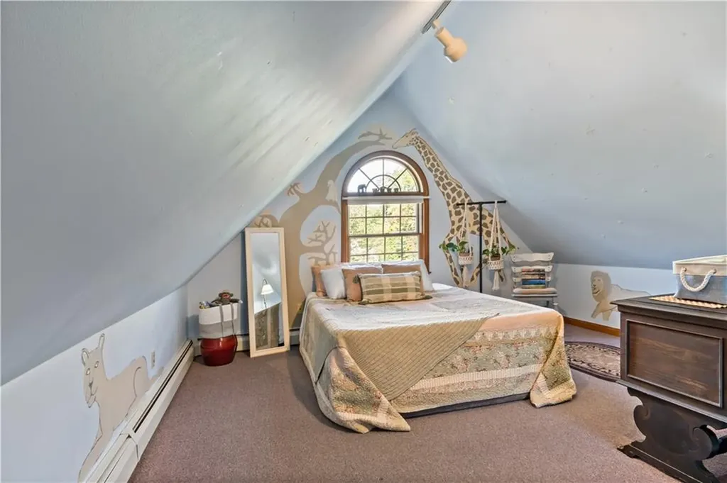 51 Coral Lane Tiverton RI 02878