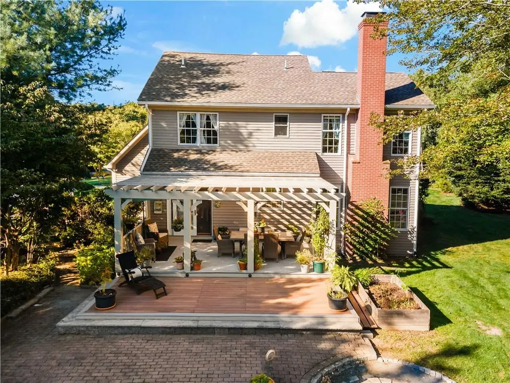 51 Coral Lane Tiverton RI 02878
