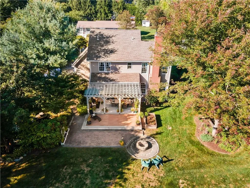 51 Coral Lane Tiverton RI 02878