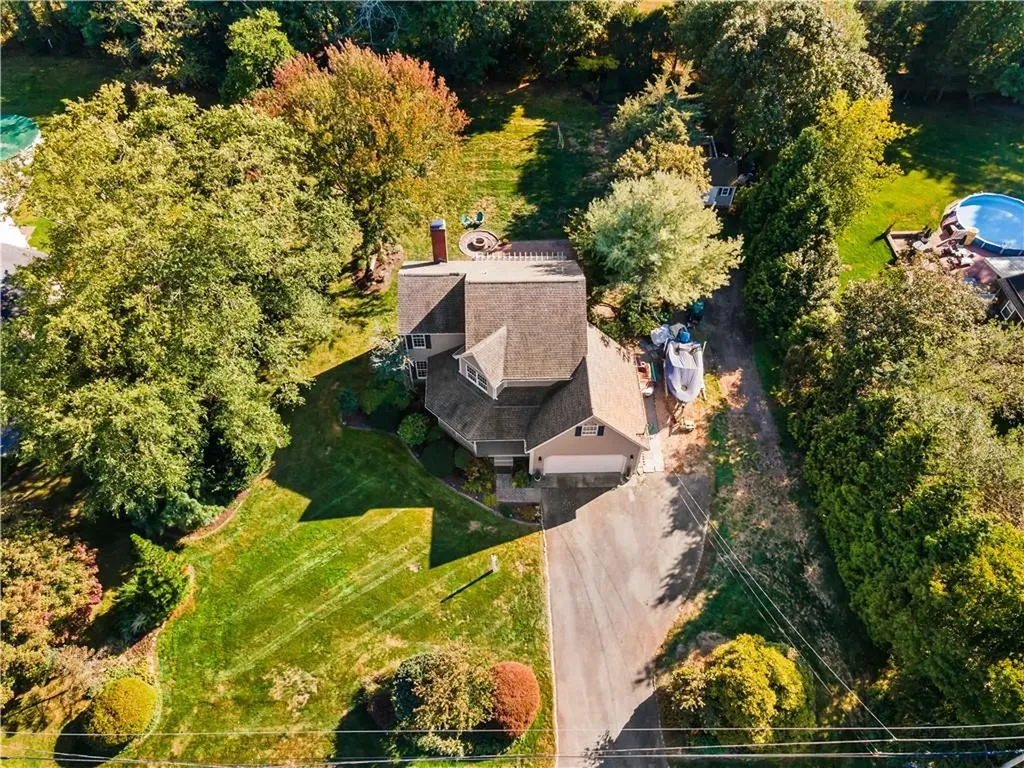 51 Coral Lane Tiverton RI 02878