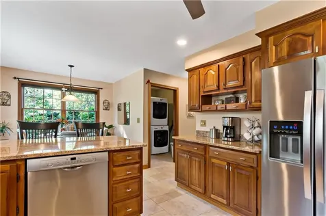 51 Coral Lane Tiverton RI 02878