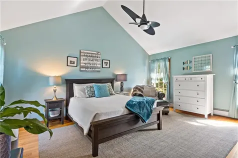 51 Coral Lane Tiverton RI 02878