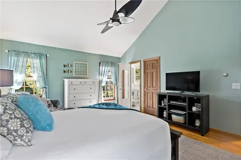 51 Coral Lane Tiverton RI 02878