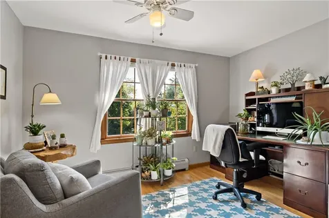 51 Coral Lane Tiverton RI 02878