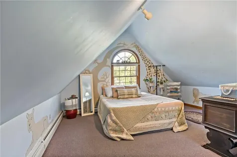 51 Coral Lane Tiverton RI 02878