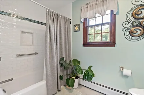 51 Coral Lane Tiverton RI 02878