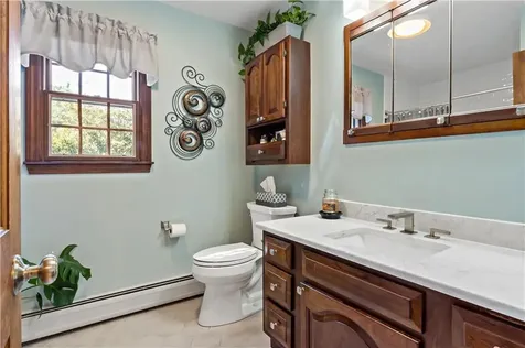 51 Coral Lane Tiverton RI 02878