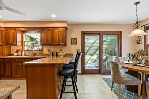 51 Coral Lane Tiverton RI 02878