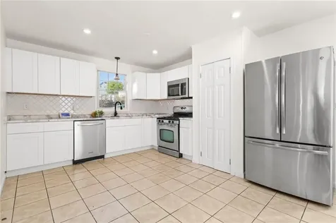 14 Calhoun Avenue Providence RI 02907