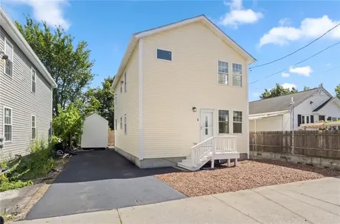 14 Calhoun Avenue Providence RI 02907