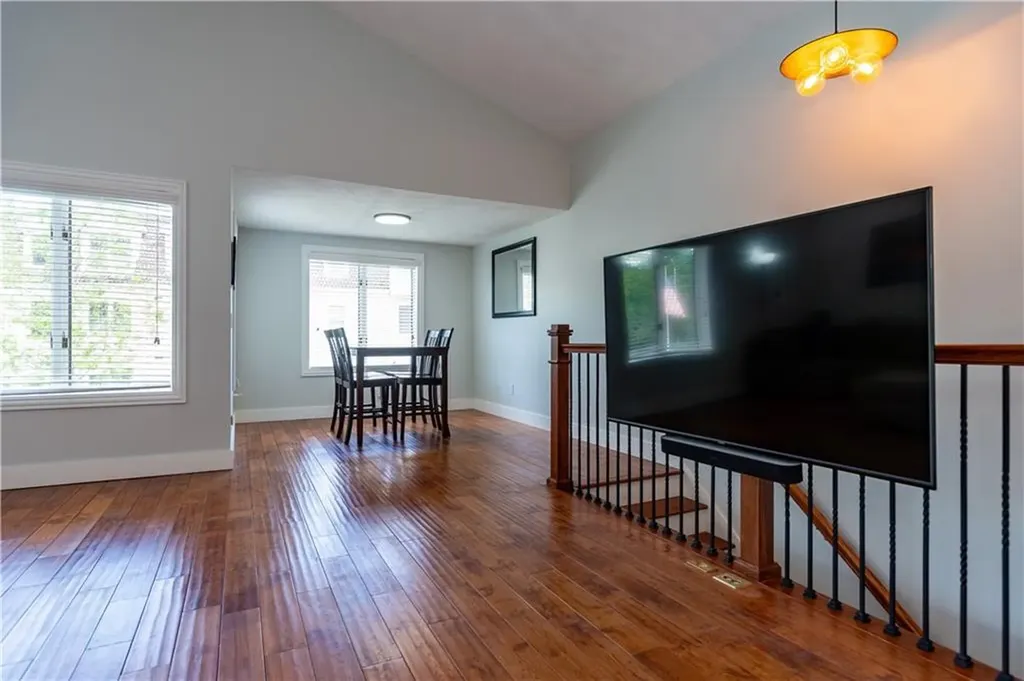 3976 Post Road Warwick RI 02886